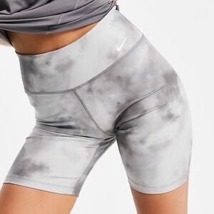 Nike Dri Fit Light Gray Tie Dye Icon Clash Biker Shorts Size Medium Women
